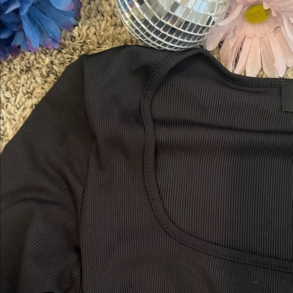 Black Long Sleeve Romper - Picture 7 of 10